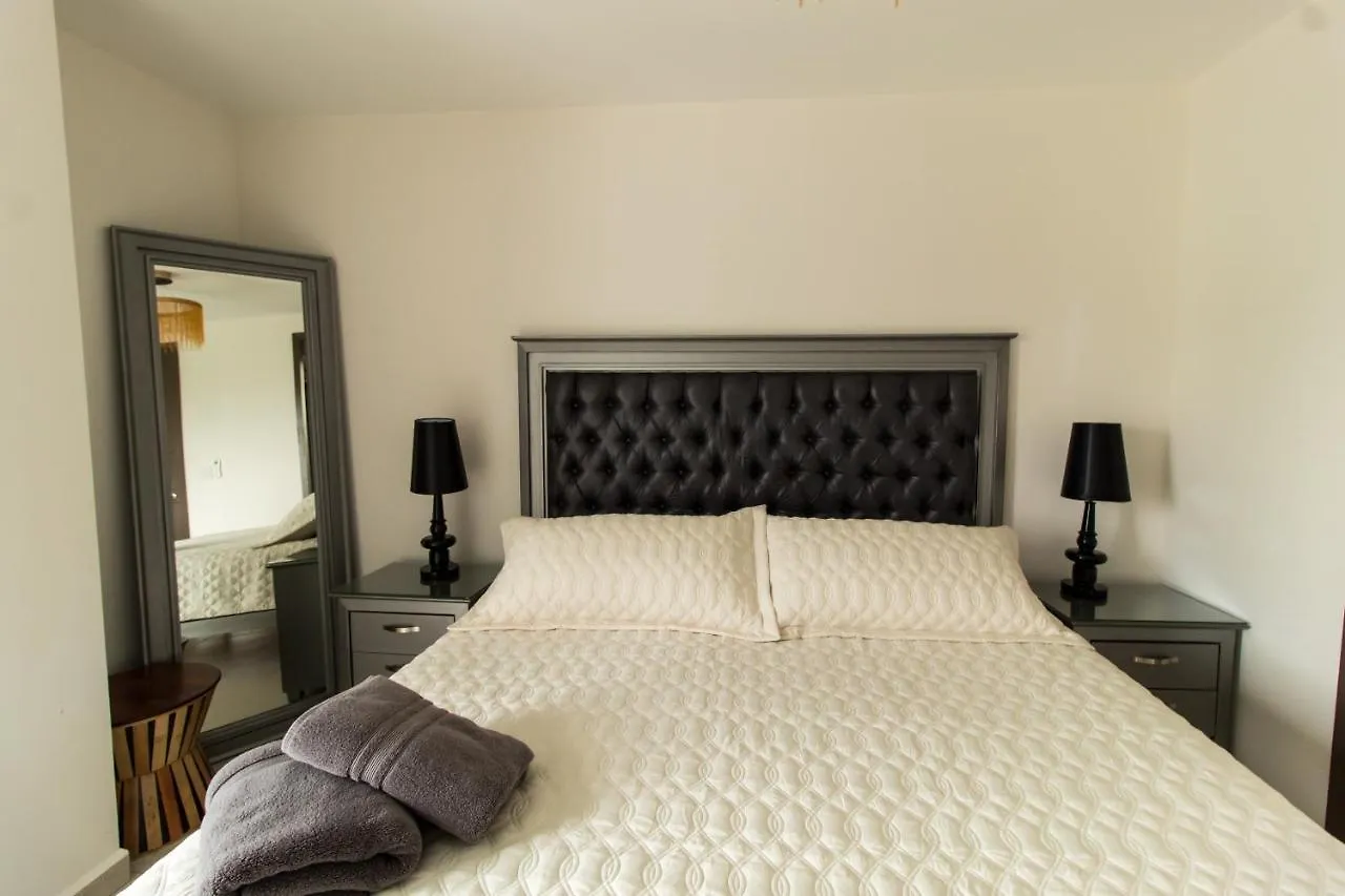 Niza Five Luxury Beach Apartments Puerto Vallarta Mini-hôtel